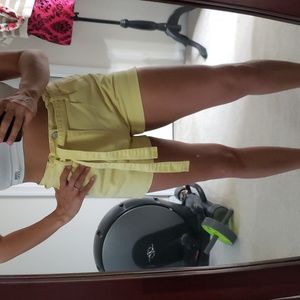 No boundaries yellow jeans shorts m new